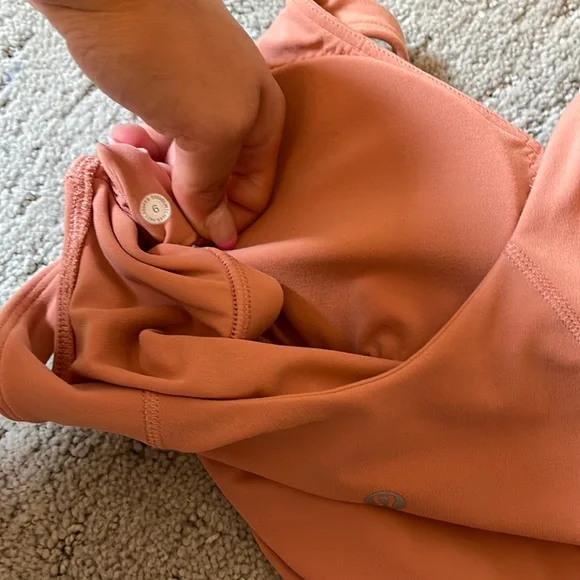 NEVER WORN LULU ALIGN TANK!! - Picture 3 of 5